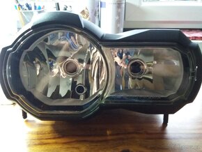 Prodam přední světlo BMW 1200 GS - 2