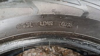 Zimní pneu Goodyear UltraGrip SUV 235/55 R18 - 2