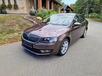 Škoda Octavia 3, 1,2 TSI 77 KW, xenony - 2