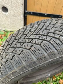 4 ks zimní pneu 195/65 R 15 - 2