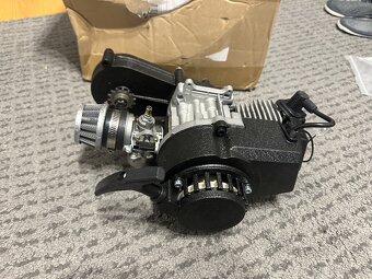 KOMPLETNÍ MOTOR 49CCM PRO MINICROSS - 2