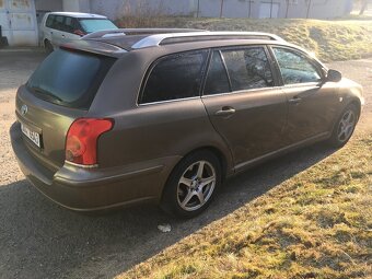 Toyota Avensis 1.8 VVti, r.v. 1995, STK 08/2026 - 2