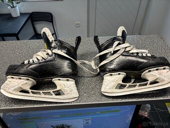 Bauer supreme s29 jr US 3, eur 35 - 2