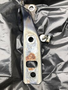 panty kapoty z vw golf IV - 2
