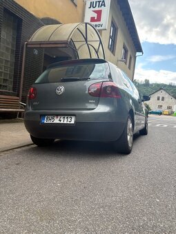 VW Golf 5 1.9 tdi - 2