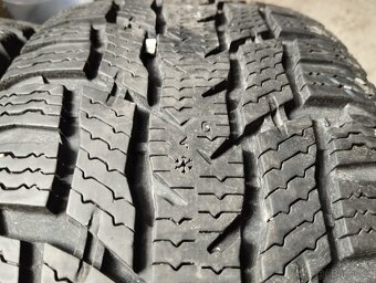 215/65/16c 109/107r Nokian - zinní pneu 2ks dodávkové - 2