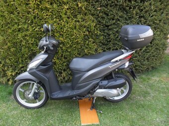 Honda Vision 110 - 2