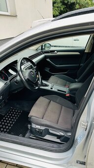 Volkswagen Passat 3C - 2