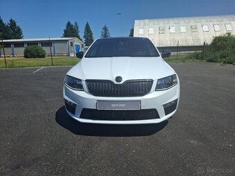 Škoda Octavia 3 RS 2.0TDi 135kW,DSG,tempomat - 2