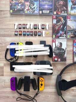 Hry Nintendo Switch a Joycon Grip nabíječky SD - 2