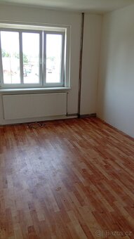 Pronajmu 3+1 v Aši s vlastní zahrádkou - 2