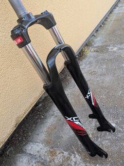 29" vidlice SR Suntour XCT - 2