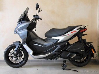 APRILIA SR GT 125 - 2