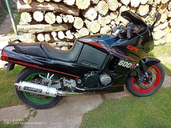 Kawasaki gpx 600r - 2