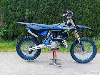 Yamaha YZ 125 - 2
