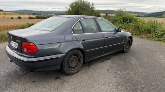 bmw e39 523i manuál - 2