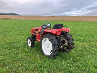 JAPONSKÝ MALOTRAKTOR MITSUBISHI MT20D 4X4 - 2