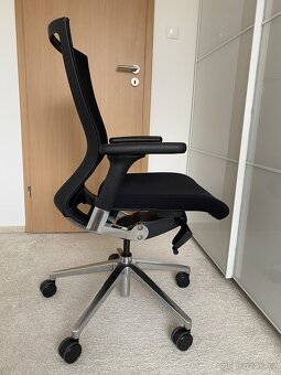 Kancelářská židle - SIDIZ Pc 15 800,- - 2
