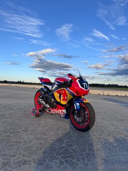 Honda CBR 1000 RR Okruhovka - 2