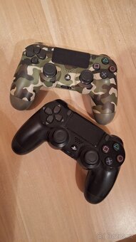 PlayStation 4 - 2