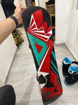 Komplet snowboard 90cm, boty 29 a vázání - 2