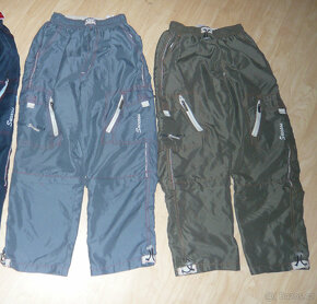 4x2 bermudy kratasy 140-146, 2x kalhoty - 2
