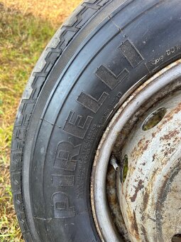 Pneu Pirelli 225/75 R16 C - 2