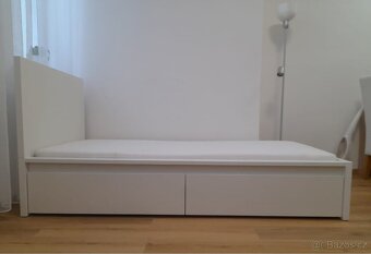 Postel Malm Ikea bílá - 2