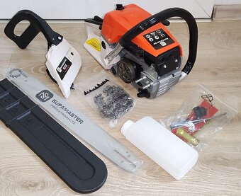 Benzinová motorová řetězová pila - 2