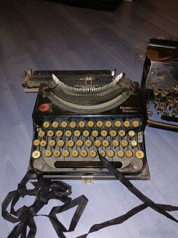 Psací stroj - 2