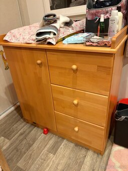 přebalovací stůl / komoda - 2