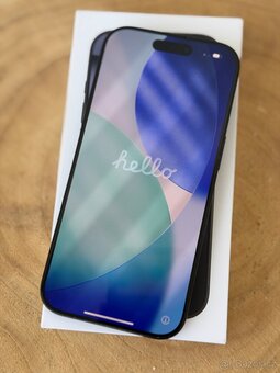 Apple iPhone 16 Pro 128 GB - 2