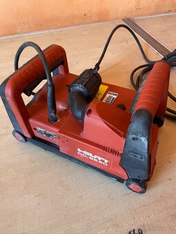 Drážkovací fréza Hilti - 2