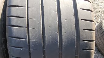 Letní pneu 275/40/19 Michelin - 2