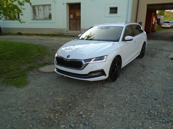 OCTAVIA 1.4Tsi,61000km,HYBRID.150kw,autom.prevod.navigace - 2