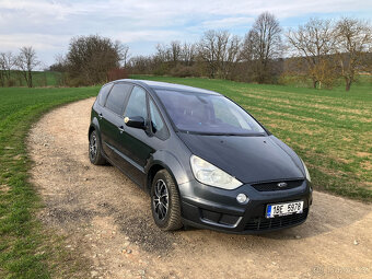 Ford S-max 2.0 TDCi, tažné, convers, automat - 2