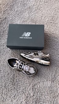 New Balance 1906R White Metallic Gold - 2