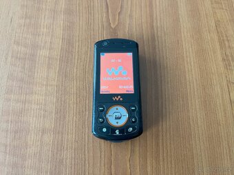 Sony Ericsson W900i - originálne balenie - 2