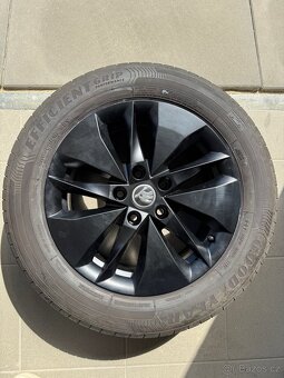 Alu kolo Alasia 16" Octavia IV včetně letní pneu - 2