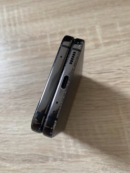 Samsung Galaxy Z Flip4 8GB/128GB - 2