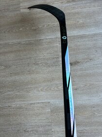 Hokejka Bauer PROTO R, pravá, P28 i P92, flex 70, 77 a 87 - 2