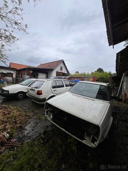 Volkswagen Jetta - 2
