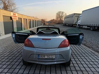Prodám Opel Tigra 1.4 Cabrio - 2