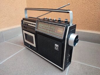 RETRO CASSETTE RECORDER SANYO M2526H. - 2