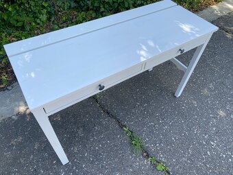 Psací stůl se 2 šuplíky IKEA Hemnes - bíl. mořidlo - 2