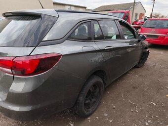 Prodám veškeré náhradní díly Opel Astra K 2019 1.4 turbo 110 - 2