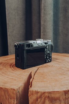 Sony A7C II Silver - ~6500 snímků + 2 orig. baterie - 2