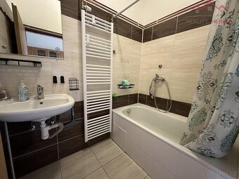 Pronájem bytu 2+1 (55 m2) Škroupova, Chomutov - 2