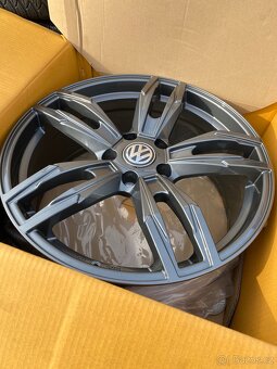 Nové ALU pro VW T5 / T5,1 / T6 / T6,1 5x120 19” - 2