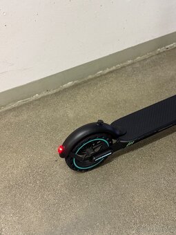 Elektrokoloběžka Bogist M1 Elite Lehká,Zachovalá.30km/h. - 2